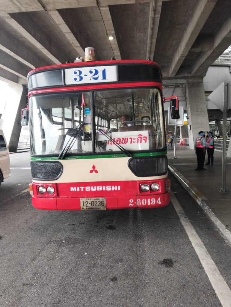 “กรมราง” ลงพื้นที่ด่วน! ตรวจเหตุ Airport Rail Link ขัดข้อง สั่งประสาน Shuttle-ขสมก. รับส่งผู้โดยสาร